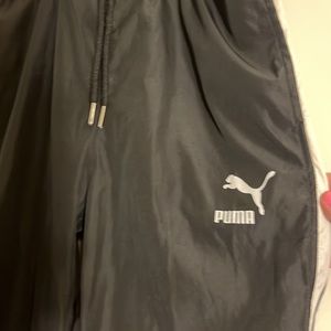 Puma joggers. Size Medium.